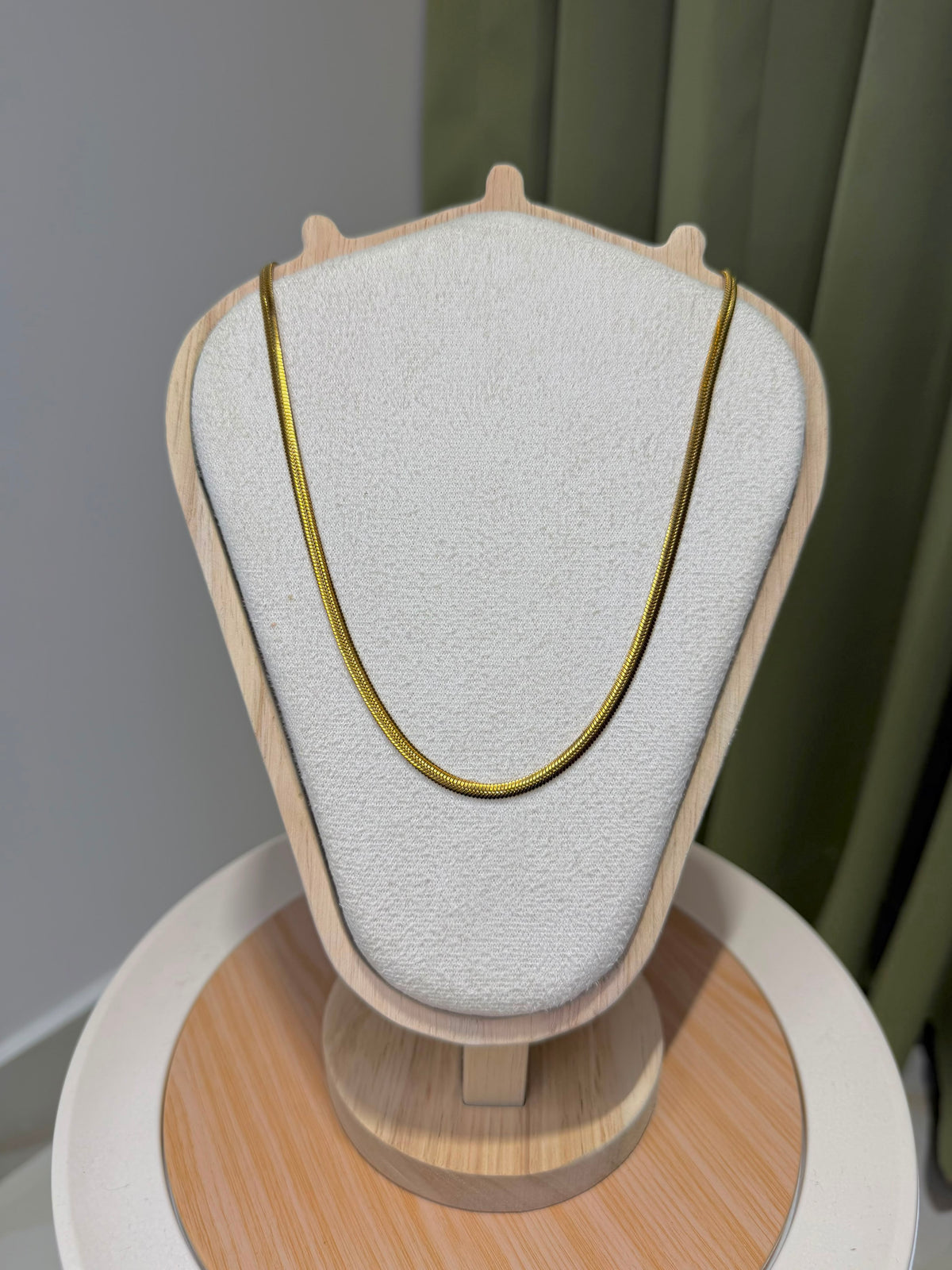 Aureon Sleek Flat Necklace