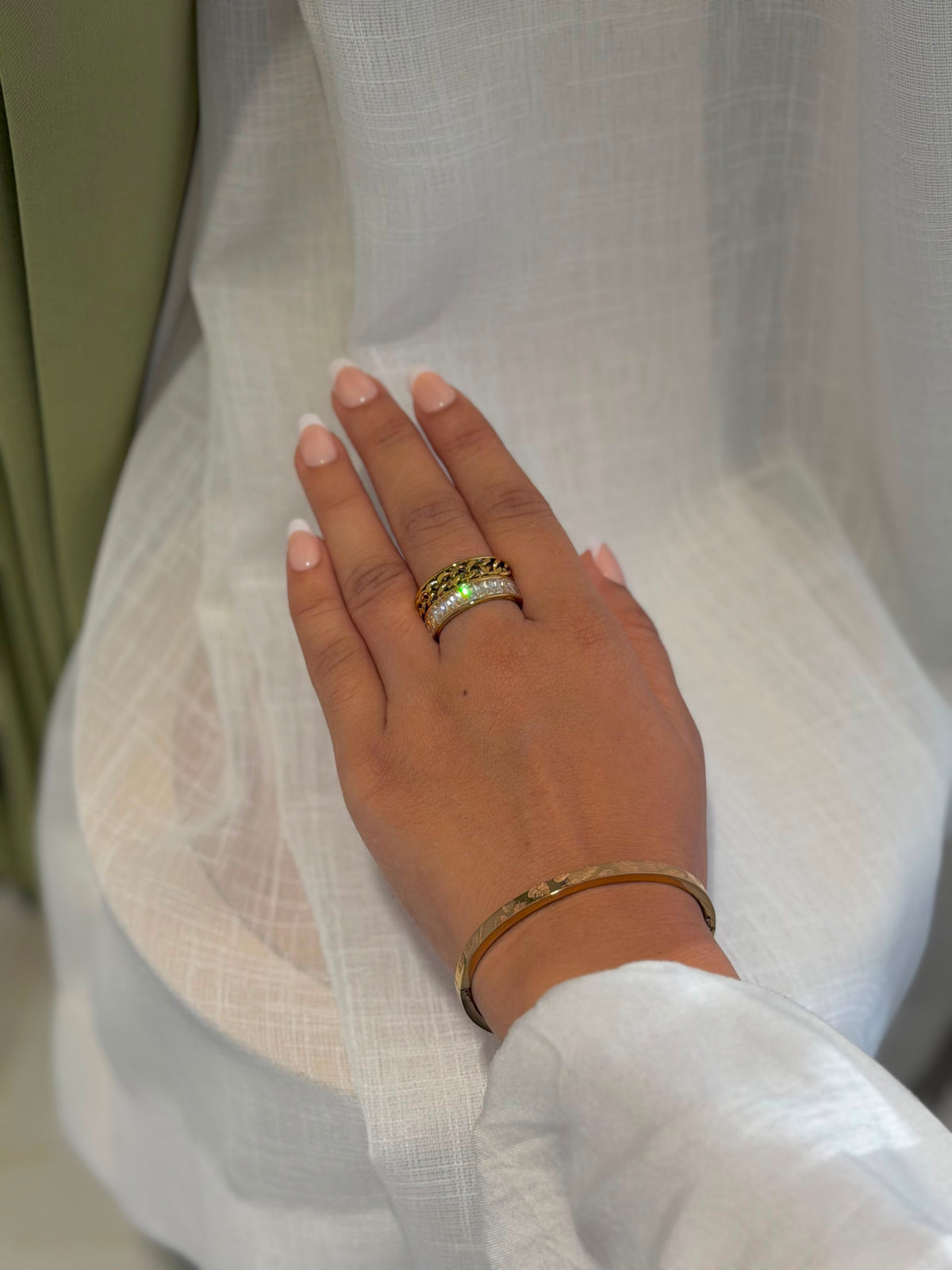 Aureon Heirloom Ring
