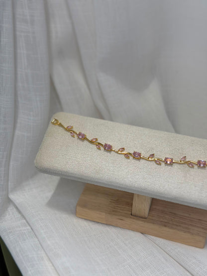 Aureon Tulip bracelet 1.0