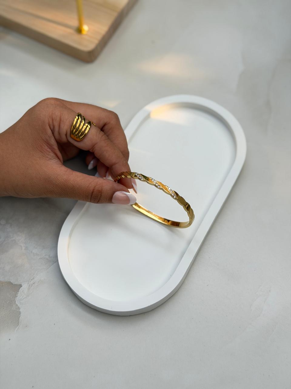 Aureon Twisted Crystal Bangle