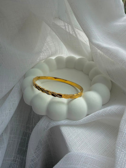 Aureon Twisted Crystal Bangle