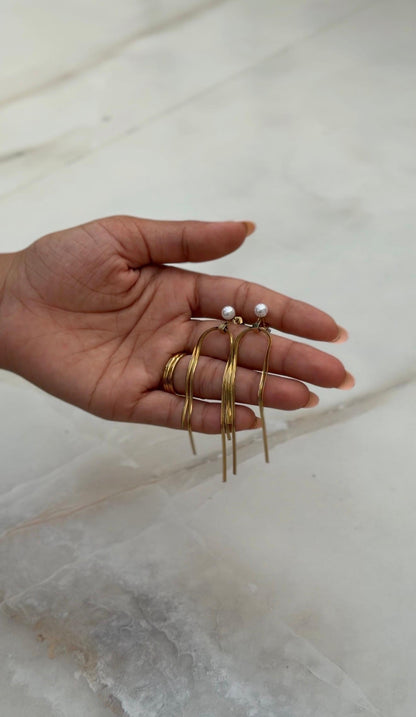 Aureon White Pearl Drop Earring