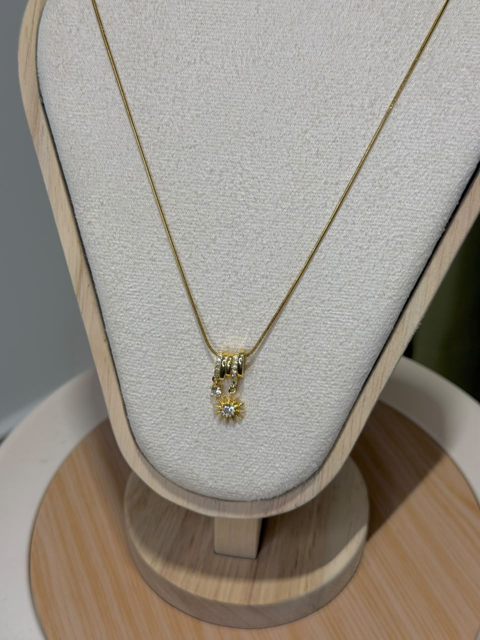 Aureon Solar Sparkle Necklace